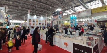 meslek-orgutlerinden-tuyap-cukurova-kitap-fuarindaki-saldiriya-tepki