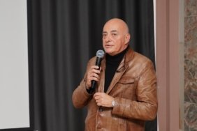 02 Ümit Özgültekin