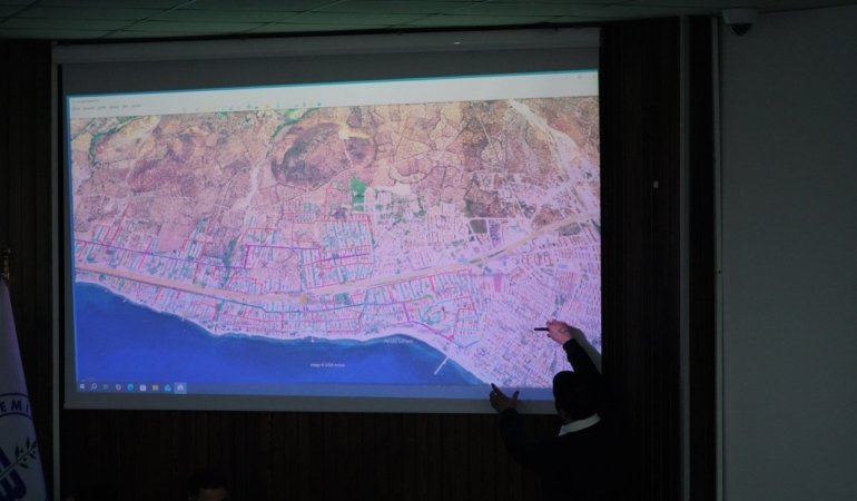 EDREMİT’TE GÜNDEM AFET HAZIRLIĞI, DOĞALGAZ VE ARITMA PROJELERİ (5)