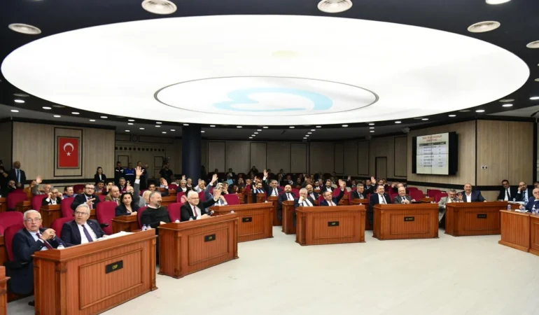 9888cf65-d5b8-431a-ba20-d7316d7a76aa