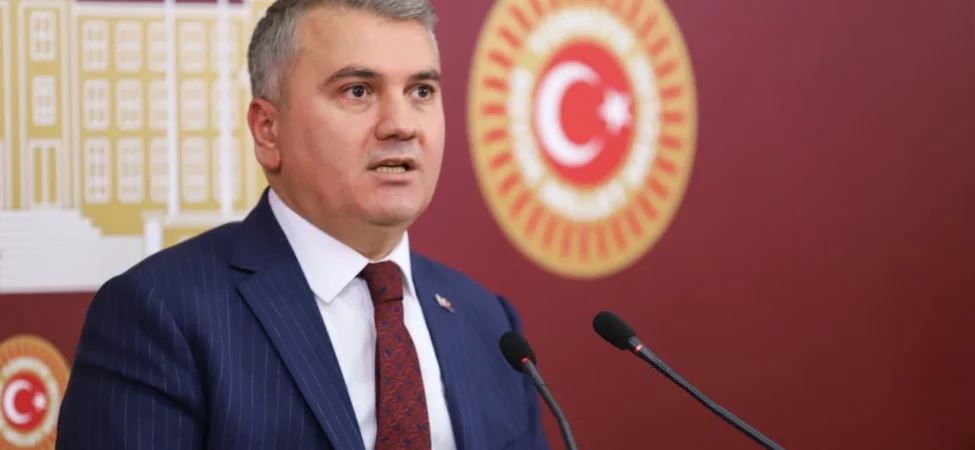 mustafa-canbey-4